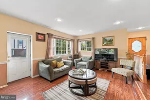 6511 Lawnton Ave, Philadelphia, PA 19126 - Photo 8