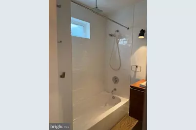 2326 S 12th Street S, Philadelphia, PA 19148 - Photo 14