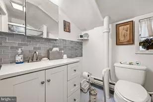 109 Roxborough Ave, Philadelphia, PA 19127 - Photo 16