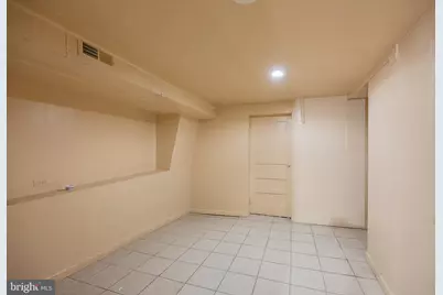 138 W Luray Street, Philadelphia, PA 19140 - Photo 22