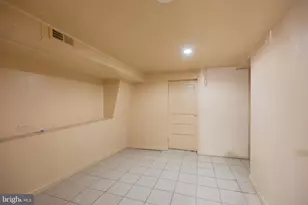 138 W Luray St, Philadelphia, PA 19140 - Photo 22