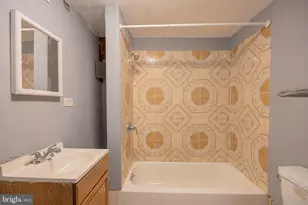 138 W Luray St, Philadelphia, PA 19140 - Photo 14