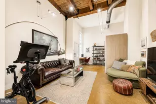 314 Brown St, Philadelphia, PA 19123 - Photo 2