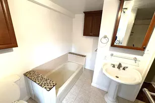 2345 St Albans Pl, Philadelphia, PA 19146 - Photo 36