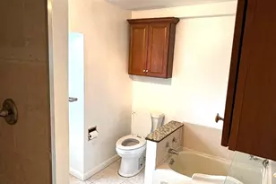2345 St Albans Pl, Philadelphia, PA 19146 - Photo 38