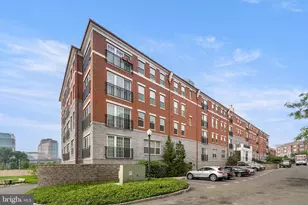 700 Commodore Court, Philadelphia, PA 19146 - Photo 1