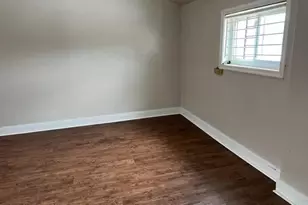 2429 E Huntingdon St, Philadelphia, PA 19125 - Photo 10