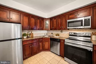 241 S 6th St, Philadelphia, PA 19106 - Photo 24