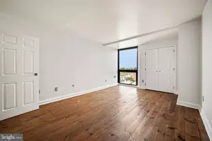 241 S 6th St, Philadelphia, PA 19106 - Photo 24