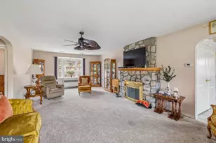 12035 Glenfield St, Philadelphia, PA 19154 - Photo 10
