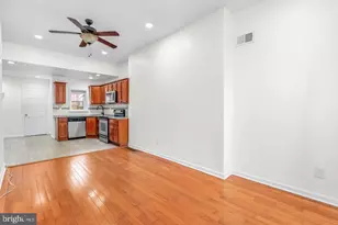 1504 Brown St, Philadelphia, PA 19130 - Photo 4