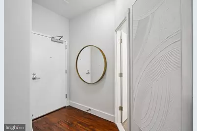 8 S Letitia Street #301, Philadelphia, PA 19106 - Photo 4