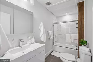 8 S Letitia St, Philadelphia, PA 19106 - Photo 26