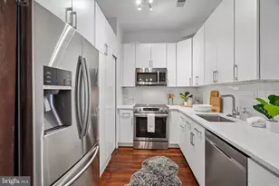 8 S Letitia St, Philadelphia, PA 19106 - Photo 16
