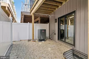 1440 S Front St, Philadelphia, PA 19147 - Photo 52