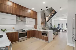 1440 S Front St, Philadelphia, PA 19147 - Photo 2