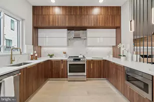 1440 S Front St, Philadelphia, PA 19147 - Photo 22