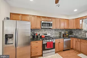 2535 S Carlisle St, Philadelphia, PA 19145 - Photo 14