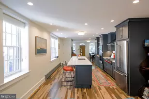 1016 Bainbridge St, Philadelphia, PA 19147 - Photo 12
