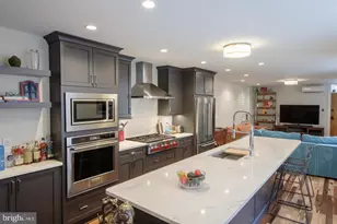 1016 Bainbridge St, Philadelphia, PA 19147 - Photo 8