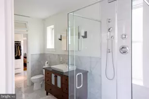 1016 Bainbridge St, Philadelphia, PA 19147 - Photo 34