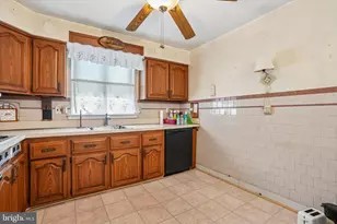8207 Narvon, Philadelphia, PA 19136 - Photo 6