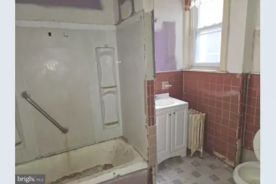 211 S 49th Street, Philadelphia, PA 19139 - Photo 10