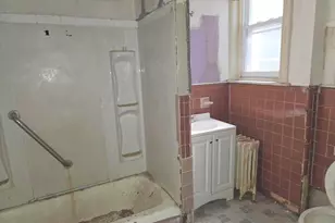 211 S 49th St, Philadelphia, PA 19139 - Photo 10