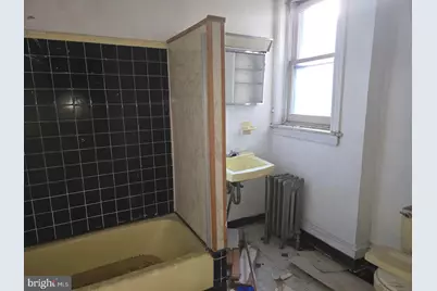 211 S 49th Street, Philadelphia, PA 19139 - Photo 12