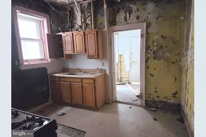 211 S 49th Street, Philadelphia, PA 19139 - Photo 6