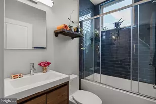 1501 N Hollywood St, Philadelphia, PA 19121 - Photo 16