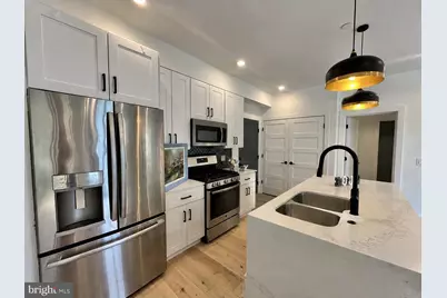 1232 N Front Street #2D, Philadelphia, PA 19122 - Photo 2