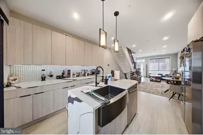 2136 N Randolph Street, Philadelphia, PA 19122 - Photo 4