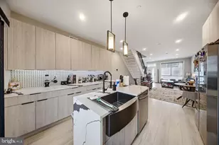 2136 N Randolph St, Philadelphia, PA 19122 - Photo 4