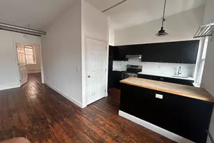 36 Strawberry St, Philadelphia, PA 19106 - Photo 10