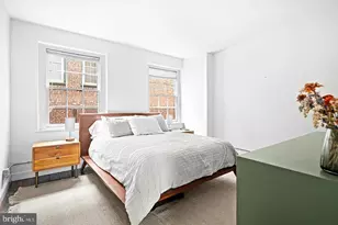 36 Strawberry St, Philadelphia, PA 19106 - Photo 4