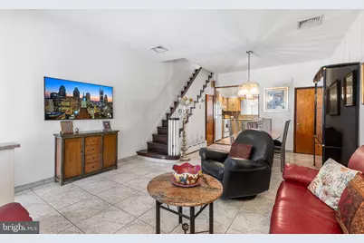 2439 S Rosewood Street, Philadelphia, PA 19145 - Photo 6