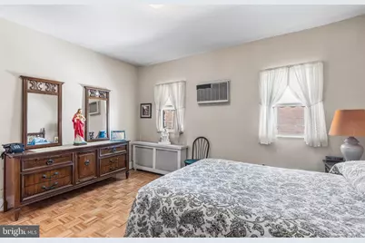 2439 S Rosewood Street, Philadelphia, PA 19145 - Photo 20