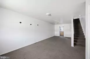 2020 Newcomb St, Philadelphia, PA 19140 - Photo 8
