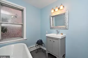 242 S 22nd St, Philadelphia, PA 19103 - Photo 24