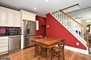 242 S 22nd St, Philadelphia, PA 19103 - Photo 10