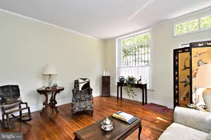 242 S 22nd St, Philadelphia, PA 19103 - Photo 8