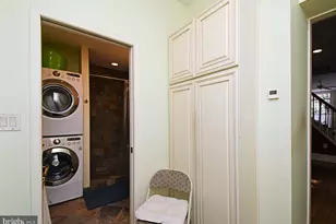 242 S 22nd St, Philadelphia, PA 19103 - Photo 16