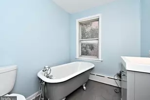 242 S 22nd St, Philadelphia, PA 19103 - Photo 22