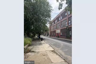 2233 W Ontario Street, Philadelphia, PA 19140 - Photo 4