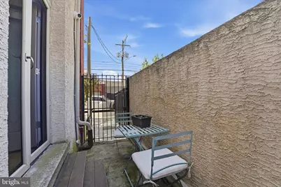 655 N 16th Street #1, Philadelphia, PA 19130 - Photo 6