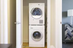 230 N 21st St, Philadelphia, PA 19103 - Photo 10