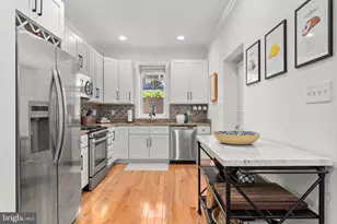 881 N Bucknell St, Philadelphia, PA 19130 - Photo 8