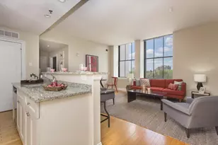 230 N 21st St, Philadelphia, PA 19103 - Photo 4