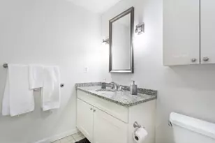 230 N 21st St, Philadelphia, PA 19103 - Photo 8